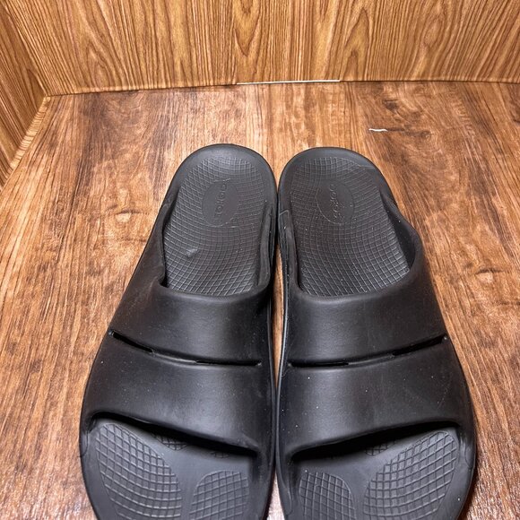 OOFOS OOahh Recovery Slides Sandals Black Mens Size 12 Womens 14 - Picture 2 of 4